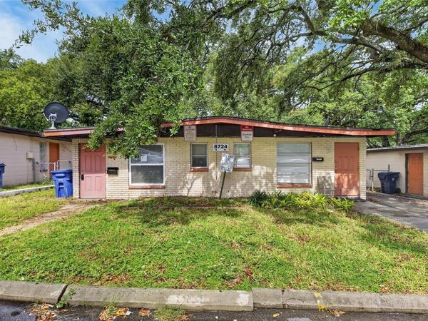 8723 & 8724 N 48TH STREET , TAMPA, FL 33617
