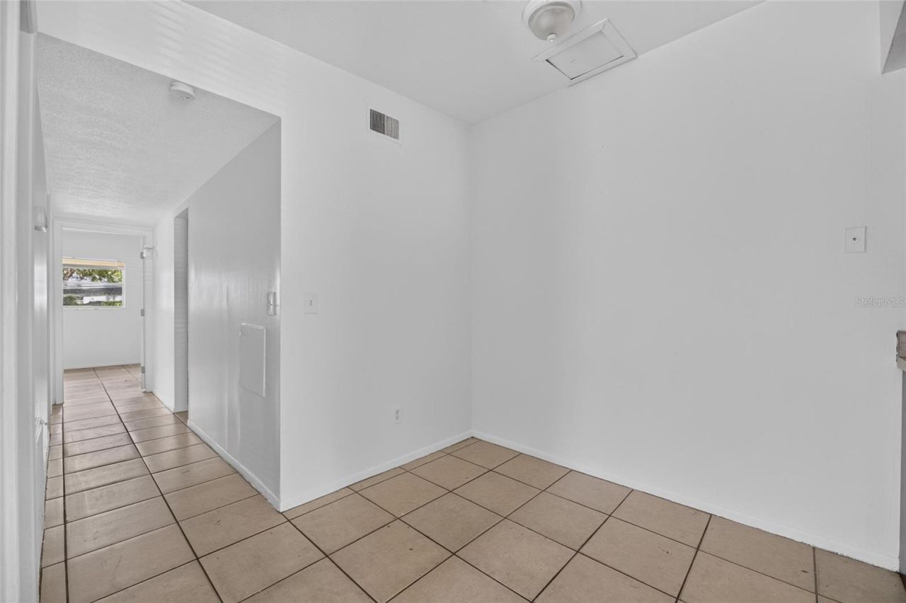 8723 & 8724 N 48th Street , Tampa, FL 33617 Photo