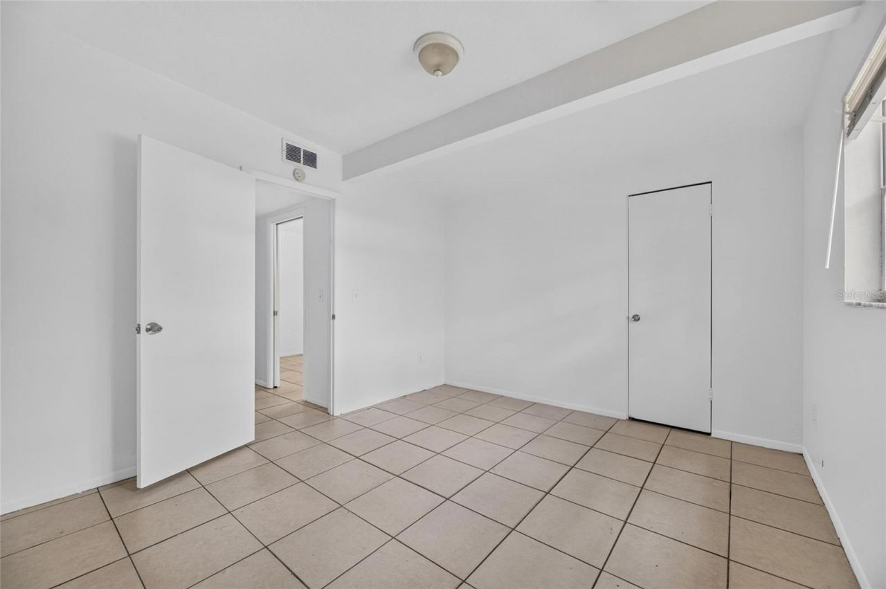 8723 & 8724 N 48th Street , Tampa, FL 33617 Photo