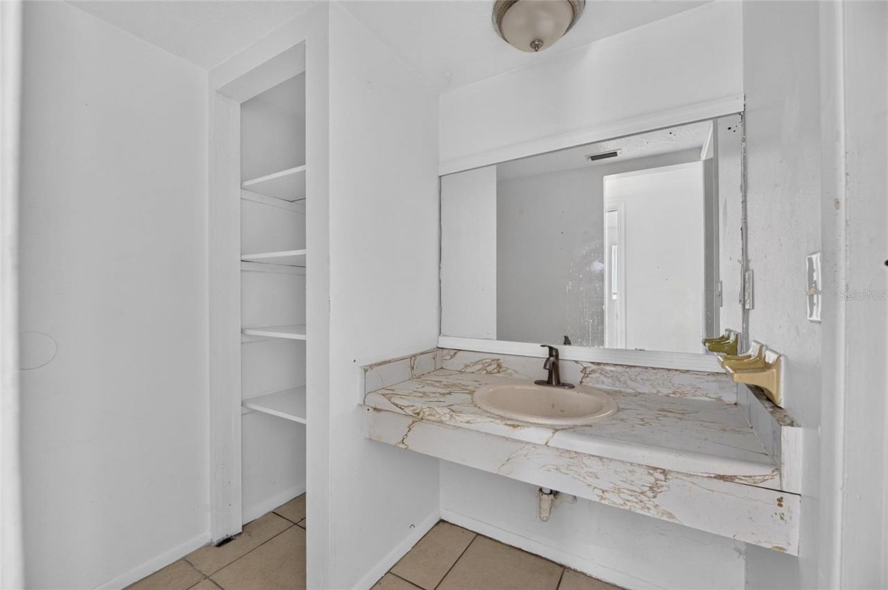 8723 & 8724 N 48th Street , Tampa, FL 33617 Photo