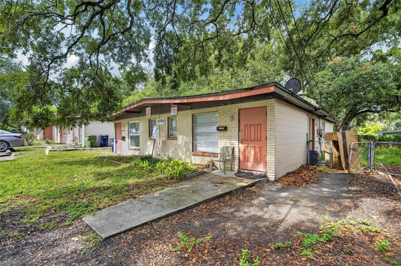 8723 & 8724 N 48th Street , Tampa, FL 33617 Photo