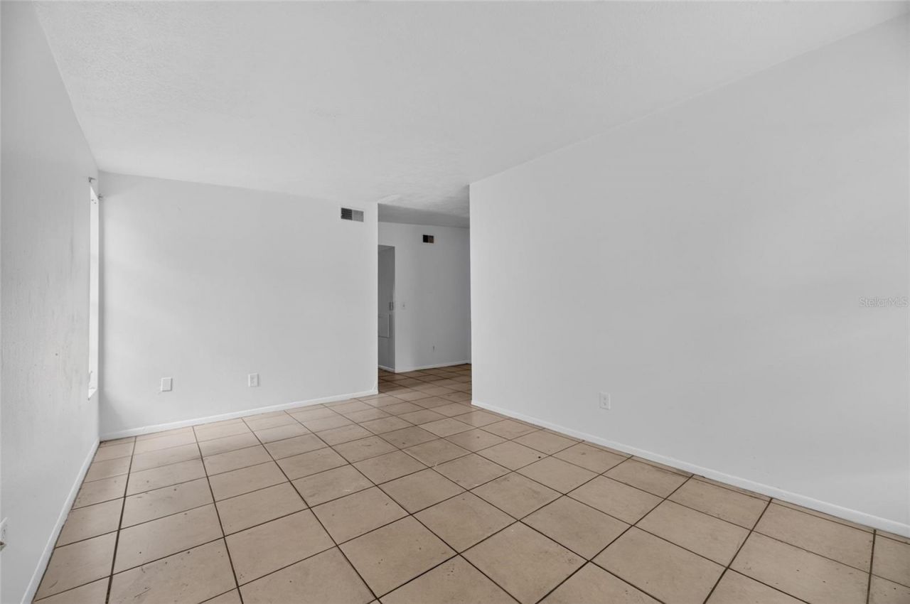 8723 & 8724 N 48th Street , Tampa, FL 33617 Photo