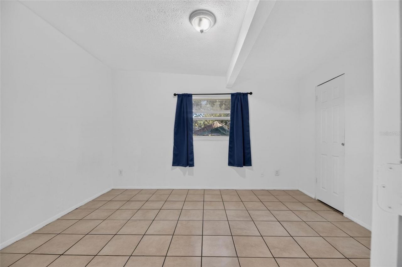 8726 & 8728 N 48th Street , Tampa, FL 33617 Photo