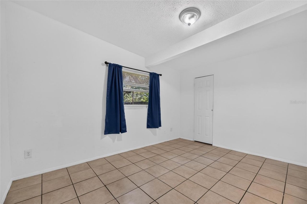8726 & 8728 N 48th Street , Tampa, FL 33617 Photo