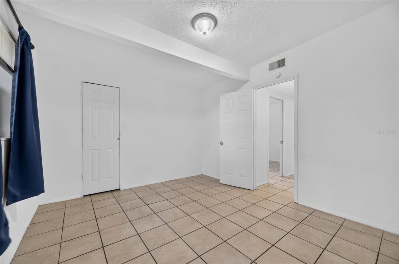 8726 & 8728 N 48th Street , Tampa, FL 33617 Photo