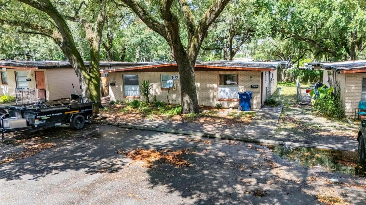 8726 & 8728 N 48th Street , Tampa, FL 33617 Photo