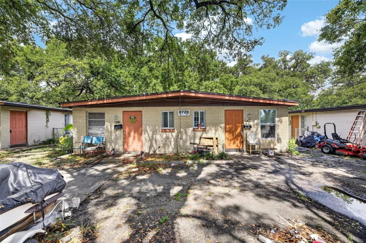 8726 & 8728 N 48th Street , Tampa, FL 33617 Photo