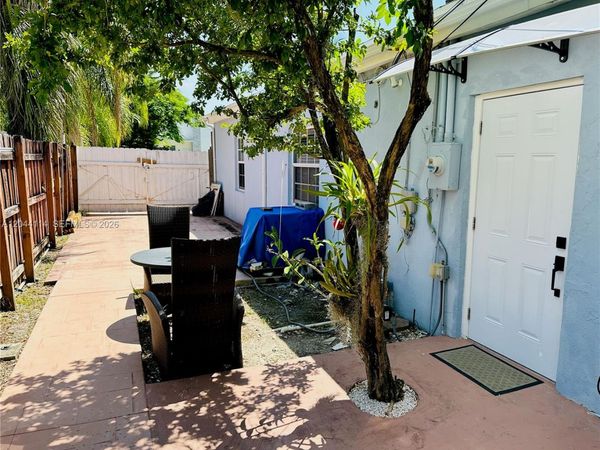 1315 NE 181st St , Unit 1, North Miami Beach, FL 33162