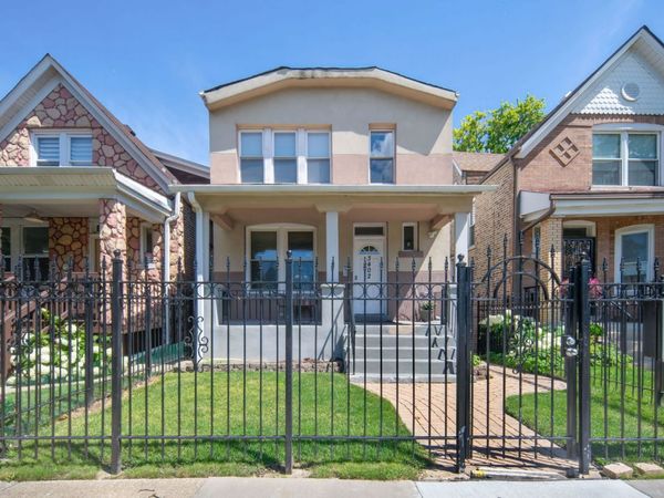 3402 W Beach Avenue , Chicago, IL 60651