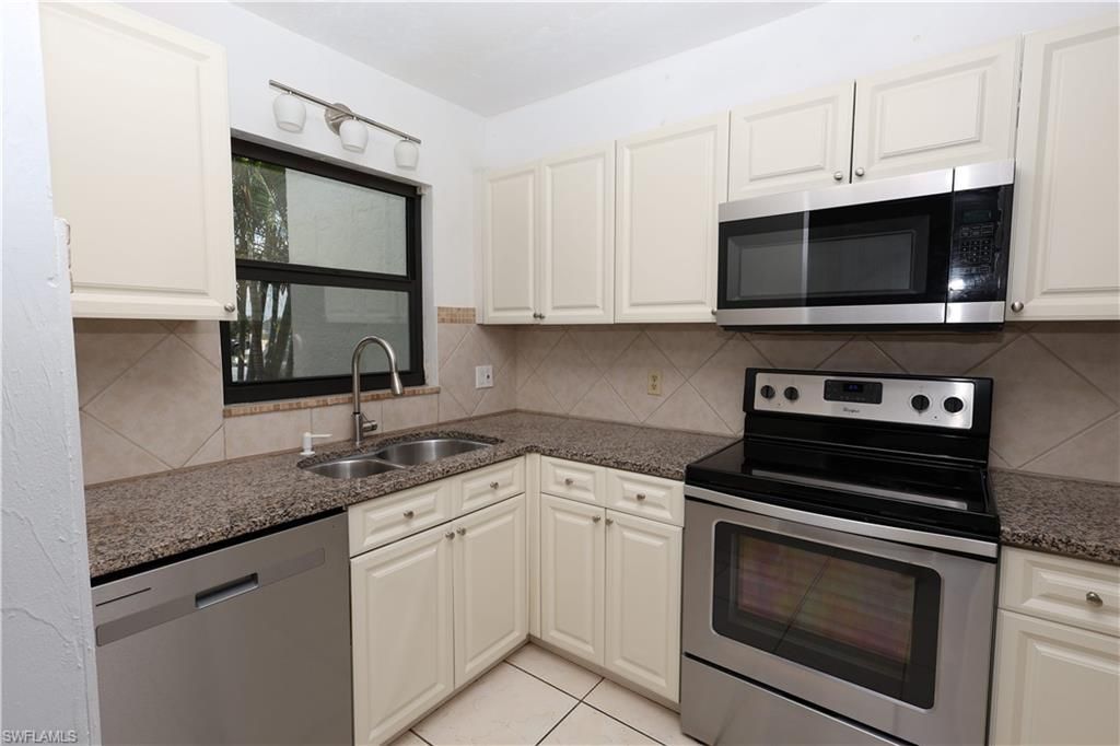 26510 Southern Pines Dr , Unit 102, Bonita Springs, FL 34135 Photo