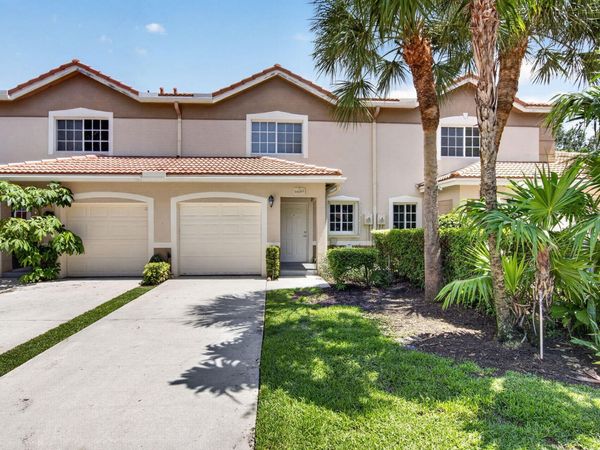 6689 Old Farm Trail, Boynton Beach, FL 33437