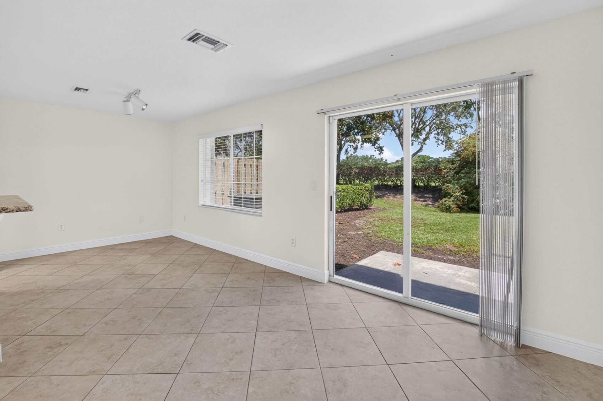 6689 Old Farm Trail, Boynton Beach, FL 33437 Photo