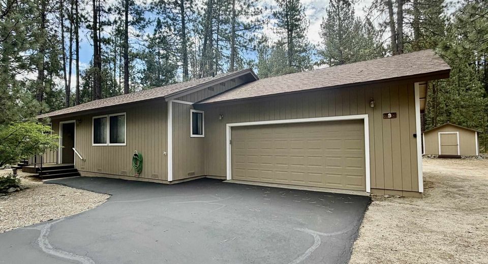 9 Miwok Trail, Graeagle, CA 00000 Photo