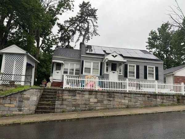 135 Pearl St, Lawrence, MA 01841
