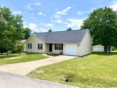 94 Alder Court, London, KY 40744