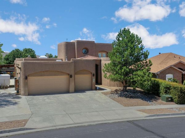 11104 Jordan Avenue NE, Albuquerque, NM 87122