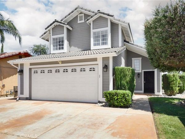 1500 S Brandy Court, Bakersfield, CA 93307