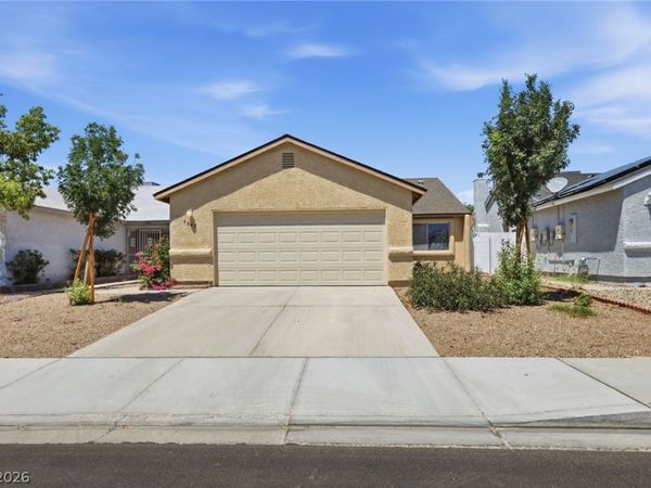 4645 Four Leaf Clover Drive , Las Vegas, NV 89122