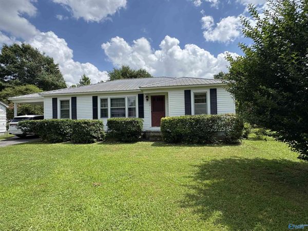 306 Nixon Street, Albertville, AL 35950