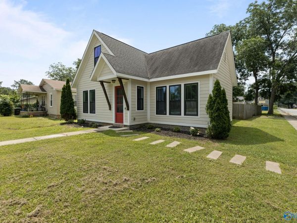 2715 SW 6th Avenue Sw, Huntsville, AL 35805