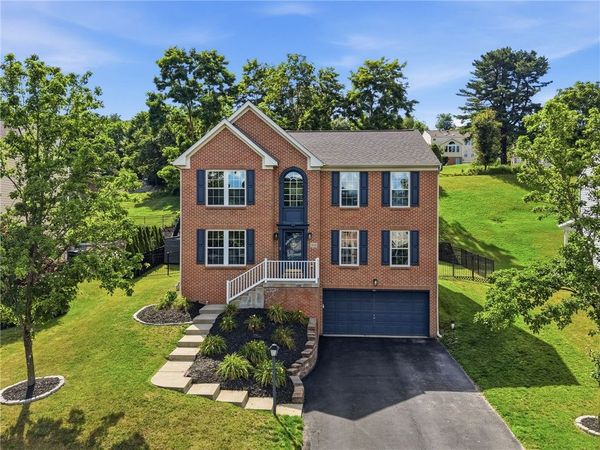 224 Beagle Drive, Coraopolis, PA 15108