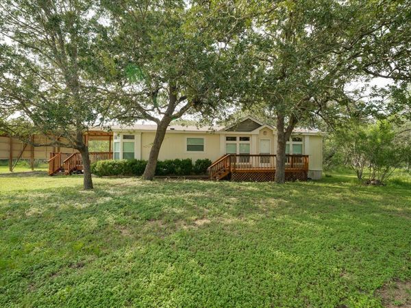 166 Paint Brush TRL, Lockhart, TX 78644