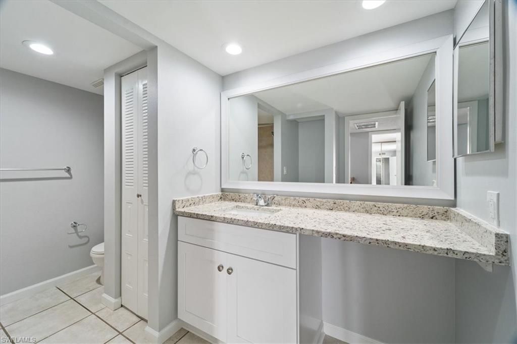 5212 Cedarbend Dr , Unit 1, Fort Myers, FL 33919 Photo