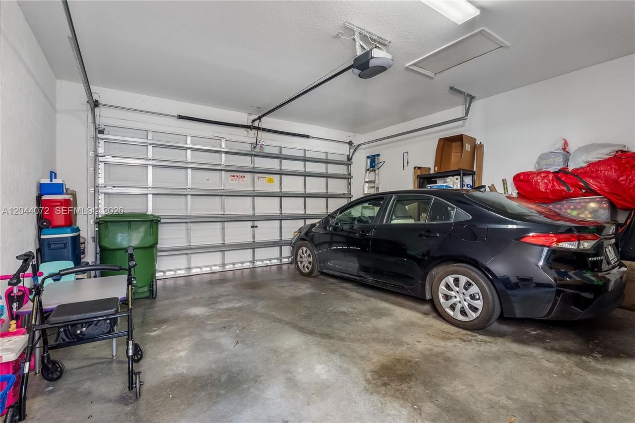 1119 SW 147th Ave, Pembroke Pines, FL 33027 Photo