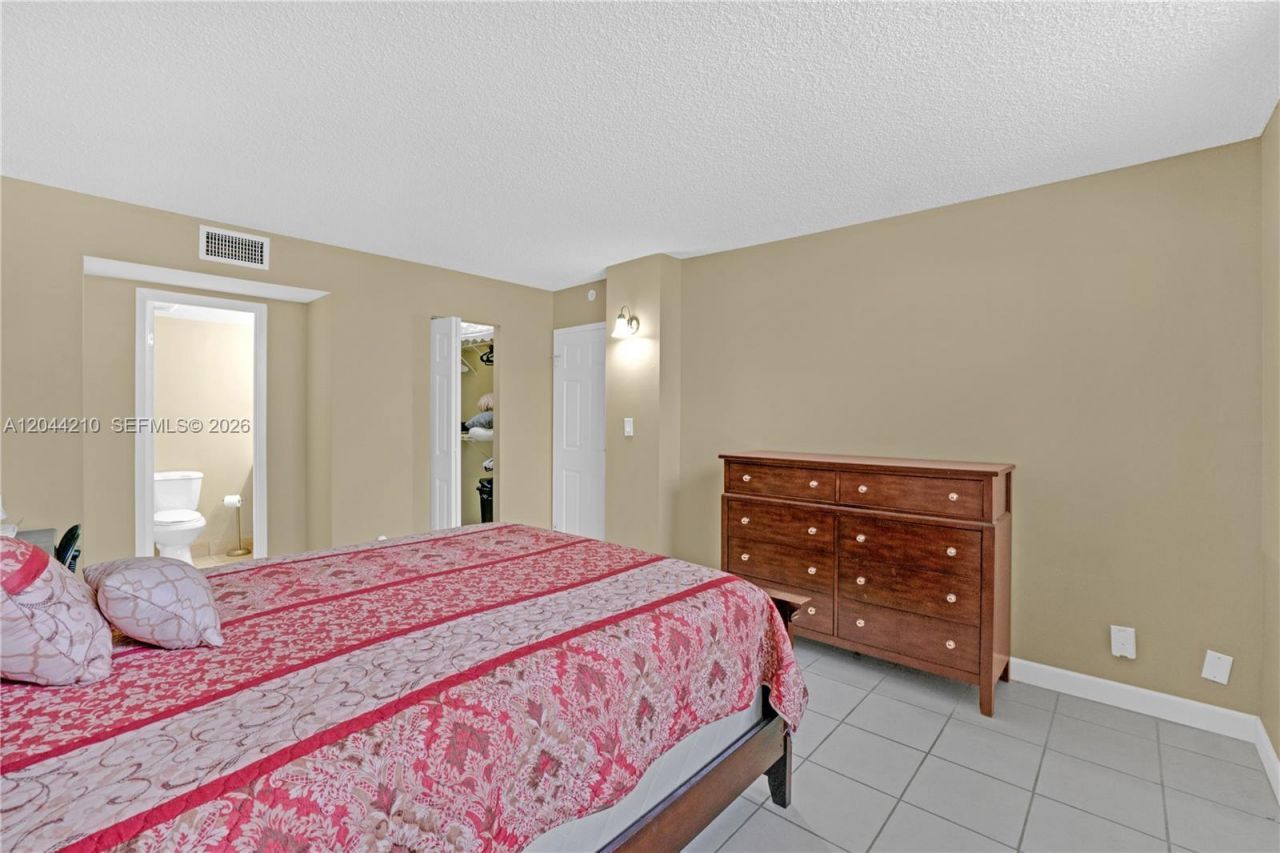 2901 NW 48th Ave, Unit 355, Lauderdale Lakes, FL 33313 Photo