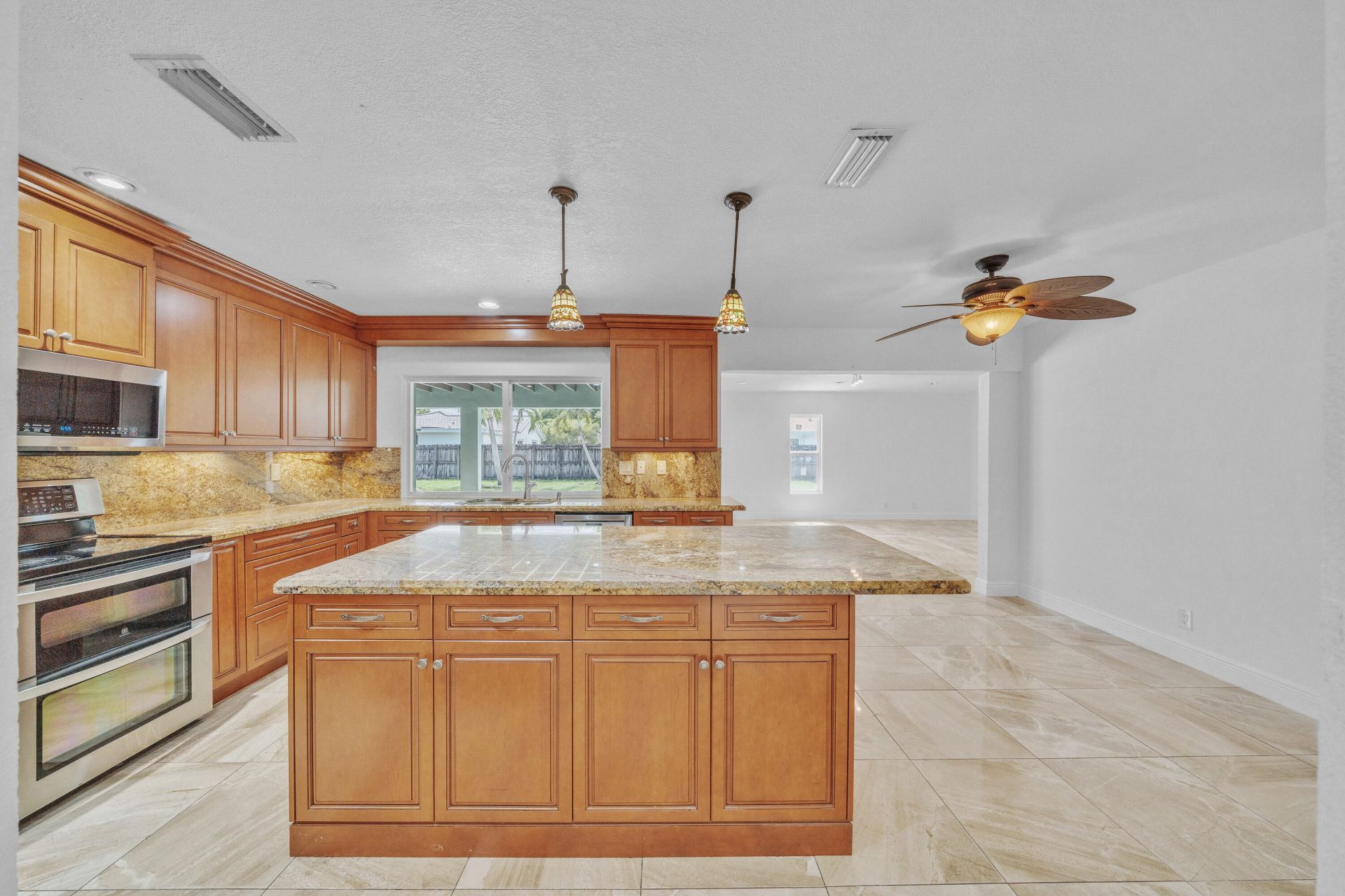 1941 SW 73rd Avenue, Plantation, FL 33317 Photo