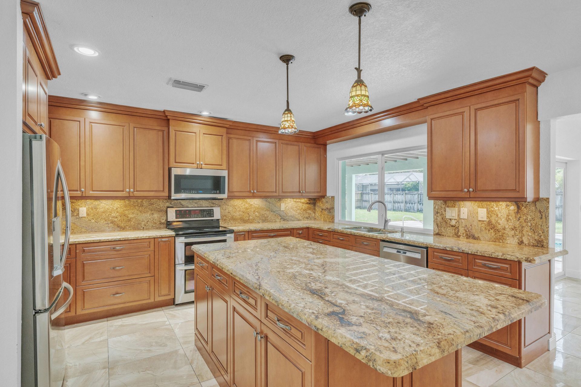 1941 SW 73rd Avenue, Plantation, FL 33317 Photo