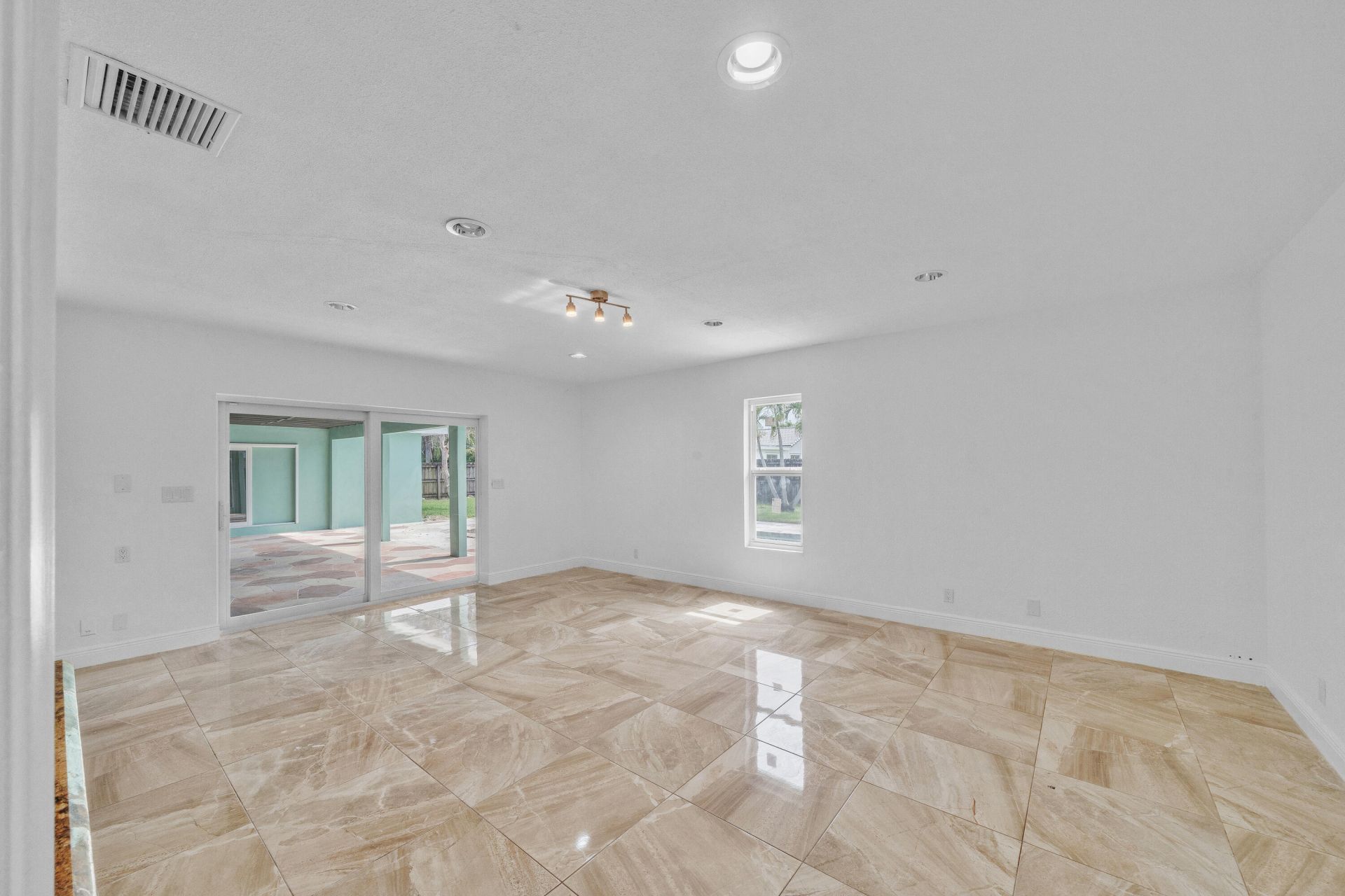 1941 SW 73rd Avenue, Plantation, FL 33317 Photo