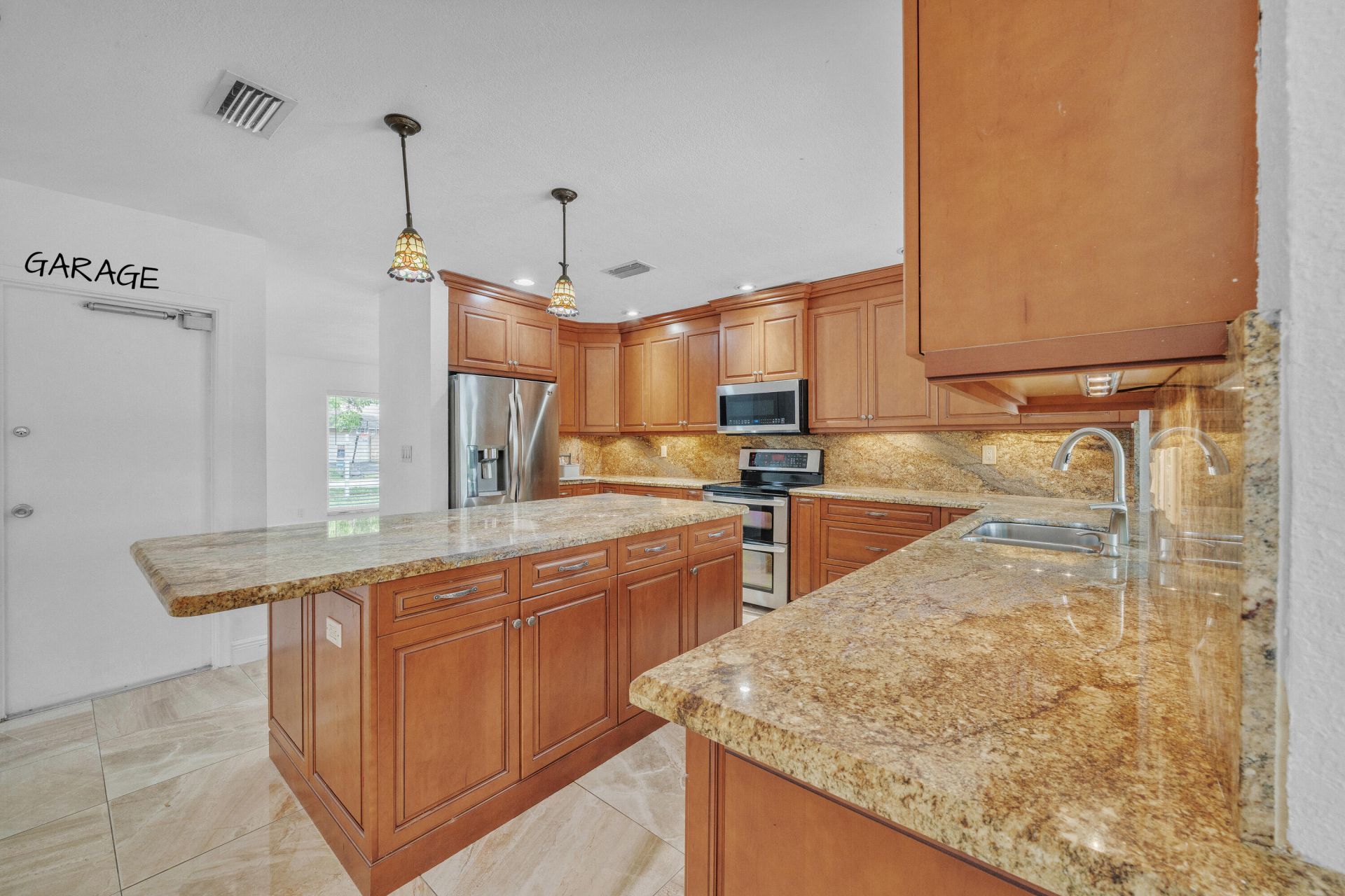 1941 SW 73rd Avenue, Plantation, FL 33317 Photo