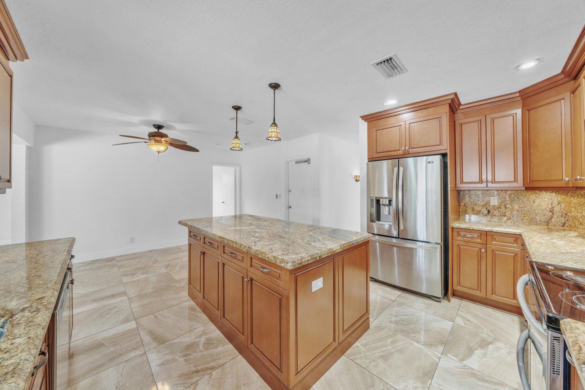 1941 SW 73rd Avenue, Plantation, FL 33317 Photo