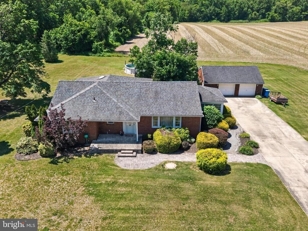 49 W Tomlin Station Road, Mickleton, NJ 08056 Main Photo