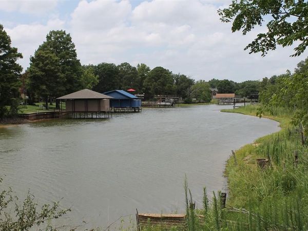 312 Lazy Cane Ranch Road , Trinidad, TX 75163