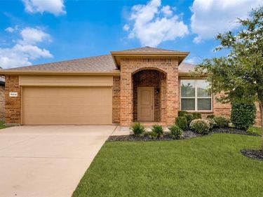 10212 Saltbrush Street, Fort Worth, TX 76177