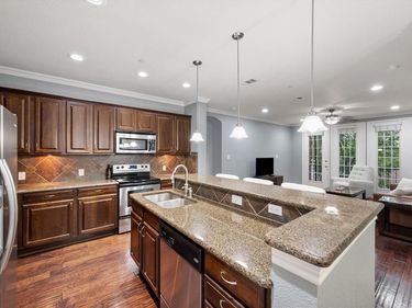 950 Henderson Street, Unit 1200, Fort Worth, TX 76102