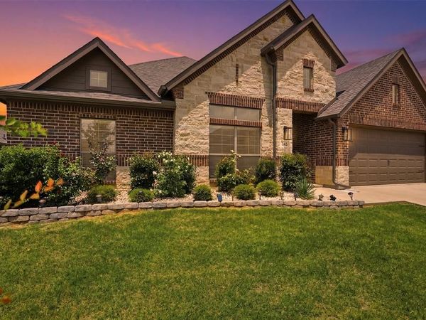 145 Mockingbird Hill Drive, Joshua, TX 76058