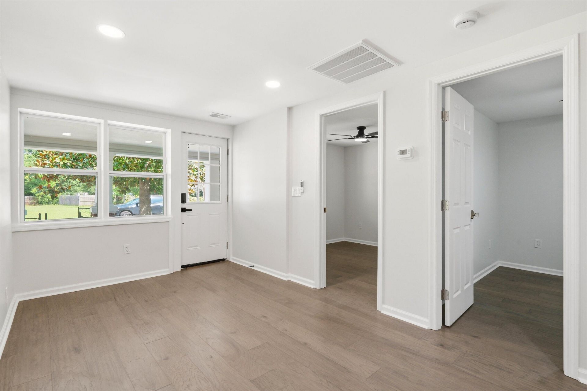 107 Grant Street Photo 7