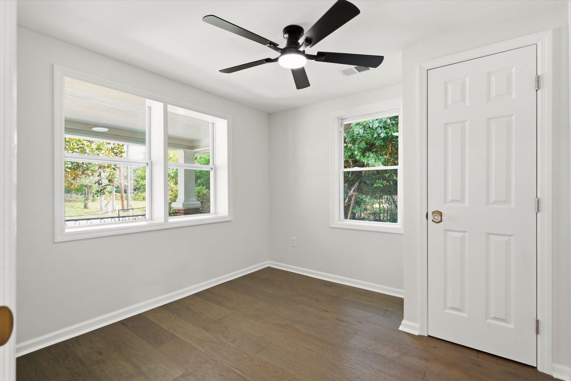 107 Grant Street Photo 9