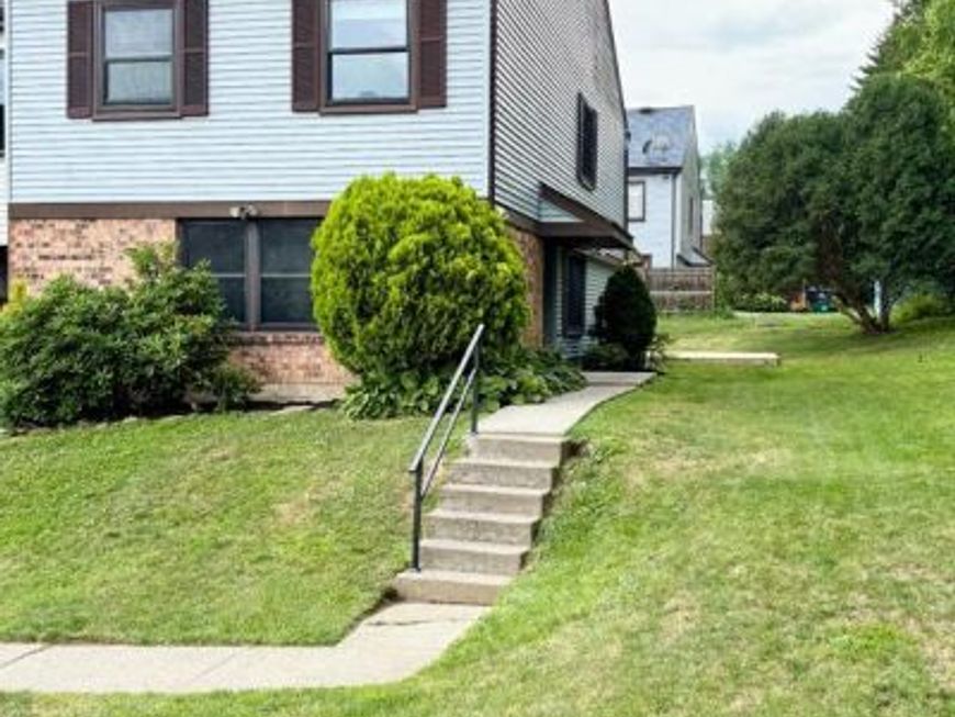 1726 Saratoga Court , Allentown, PA 18104 Main Photo