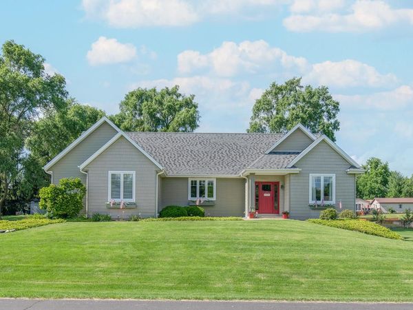W5158 Hares Foot ROAD, Elkhorn, WI 53121