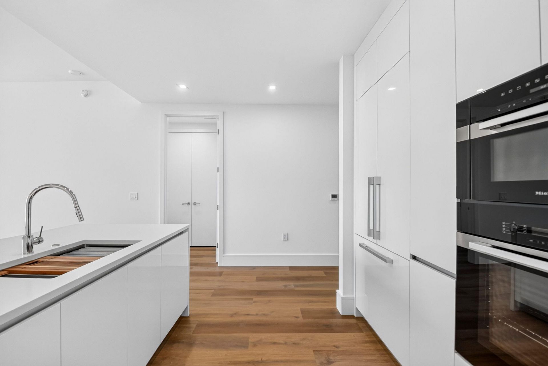 220 Lake Shore Drive, Unit 1511, West Palm Beach, FL 33403 Photo