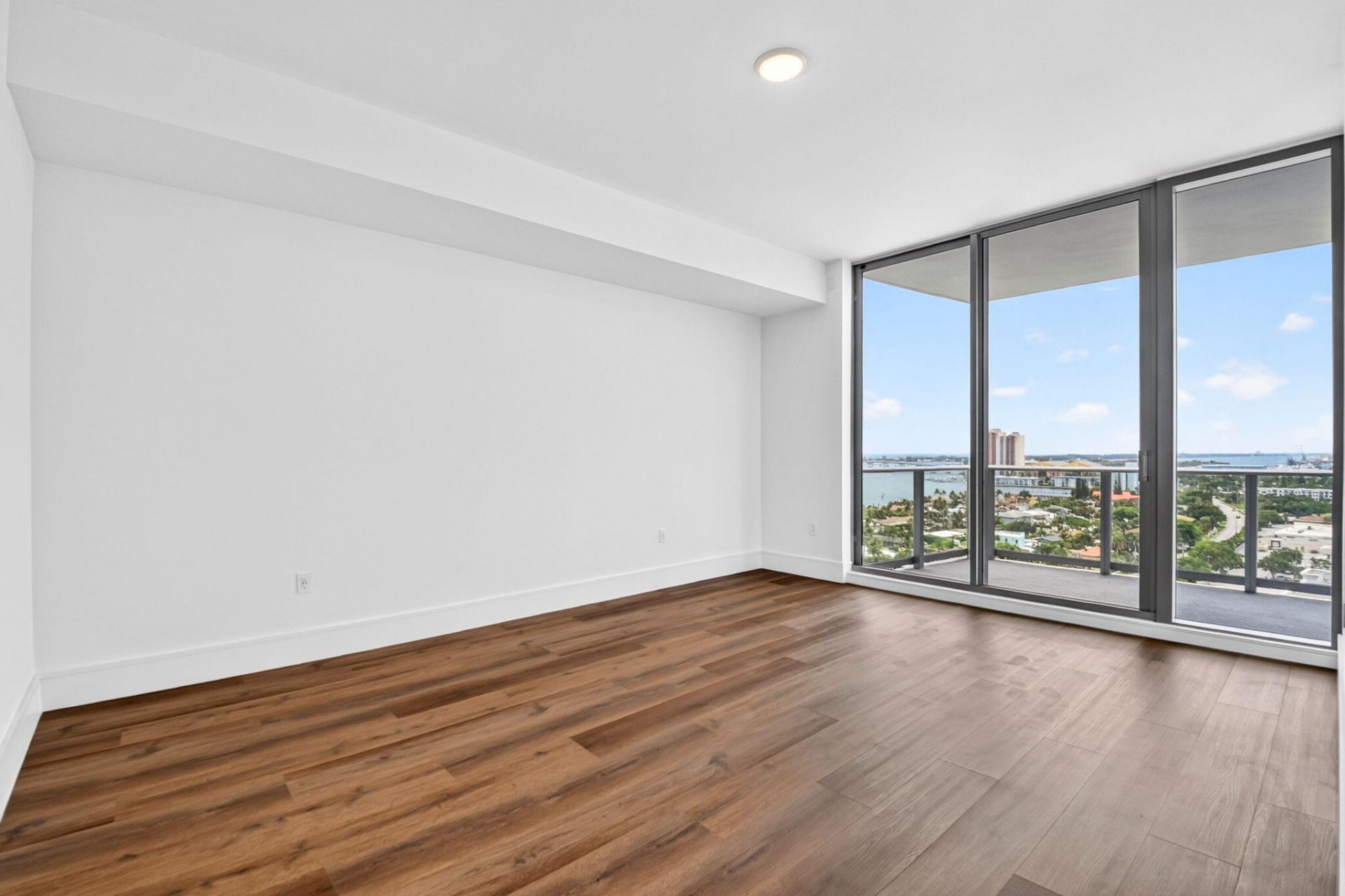 220 Lake Shore Drive, Unit 1511, West Palm Beach, FL 33403 Photo