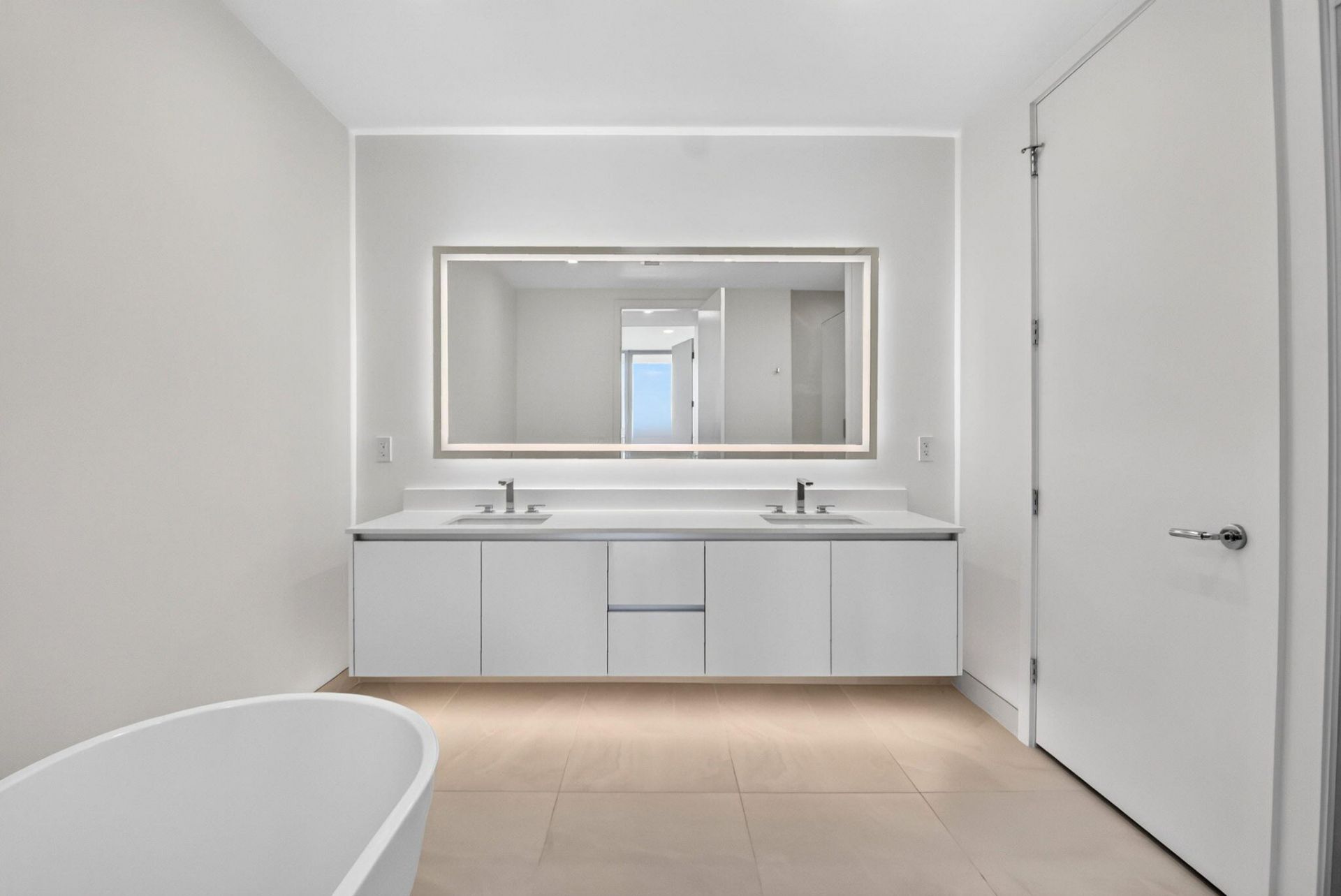 220 Lake Shore Drive, Unit 1511, West Palm Beach, FL 33403 Photo