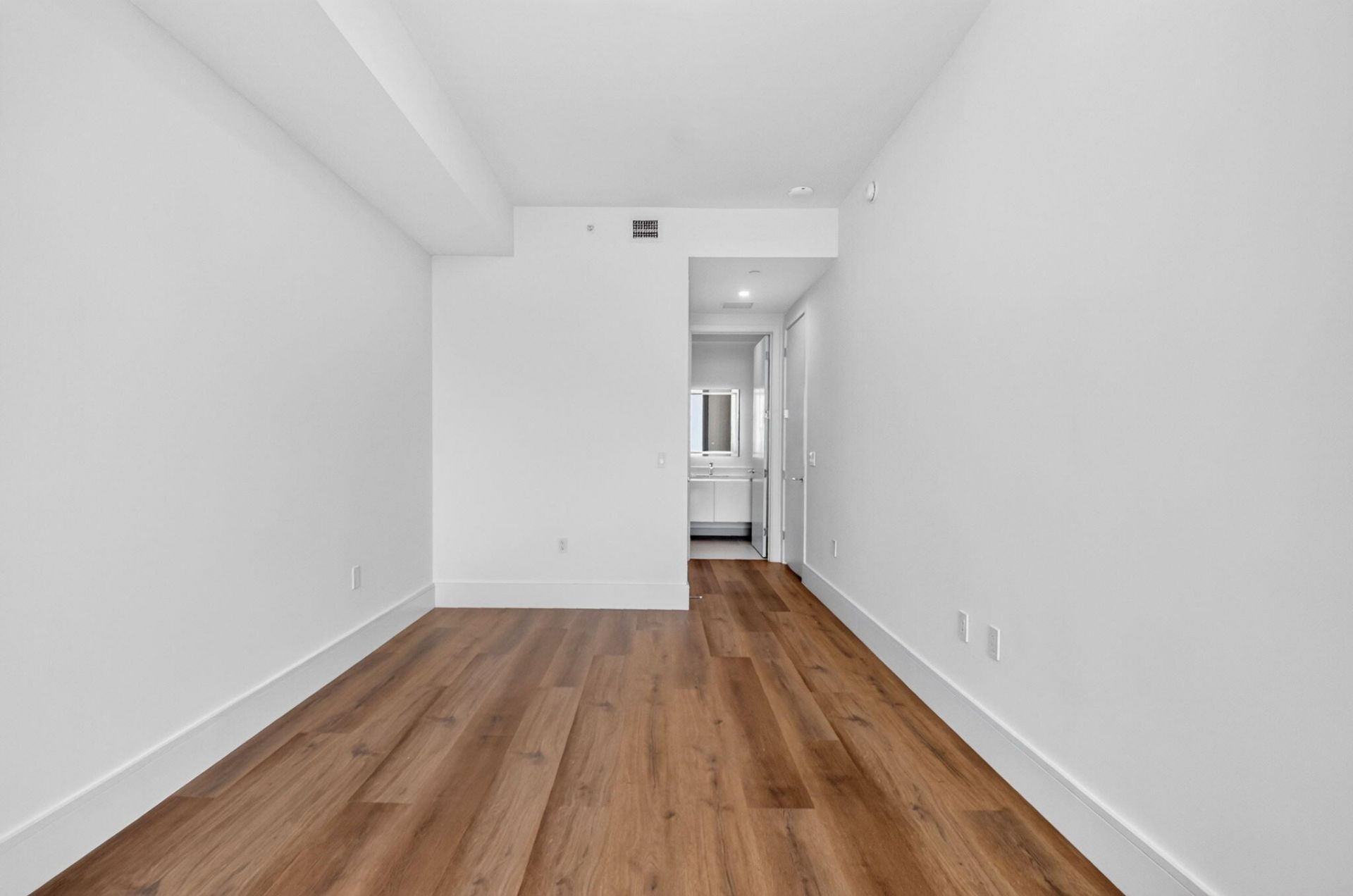 220 Lake Shore Drive, Unit 1511, West Palm Beach, FL 33403 Photo