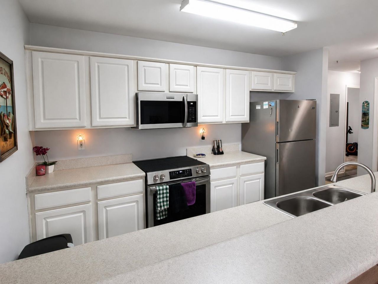 4842 Meadowsweet Dr. Photo 11