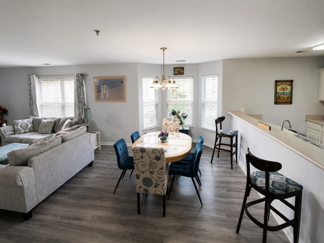 4842 Meadowsweet Dr. Photo 13