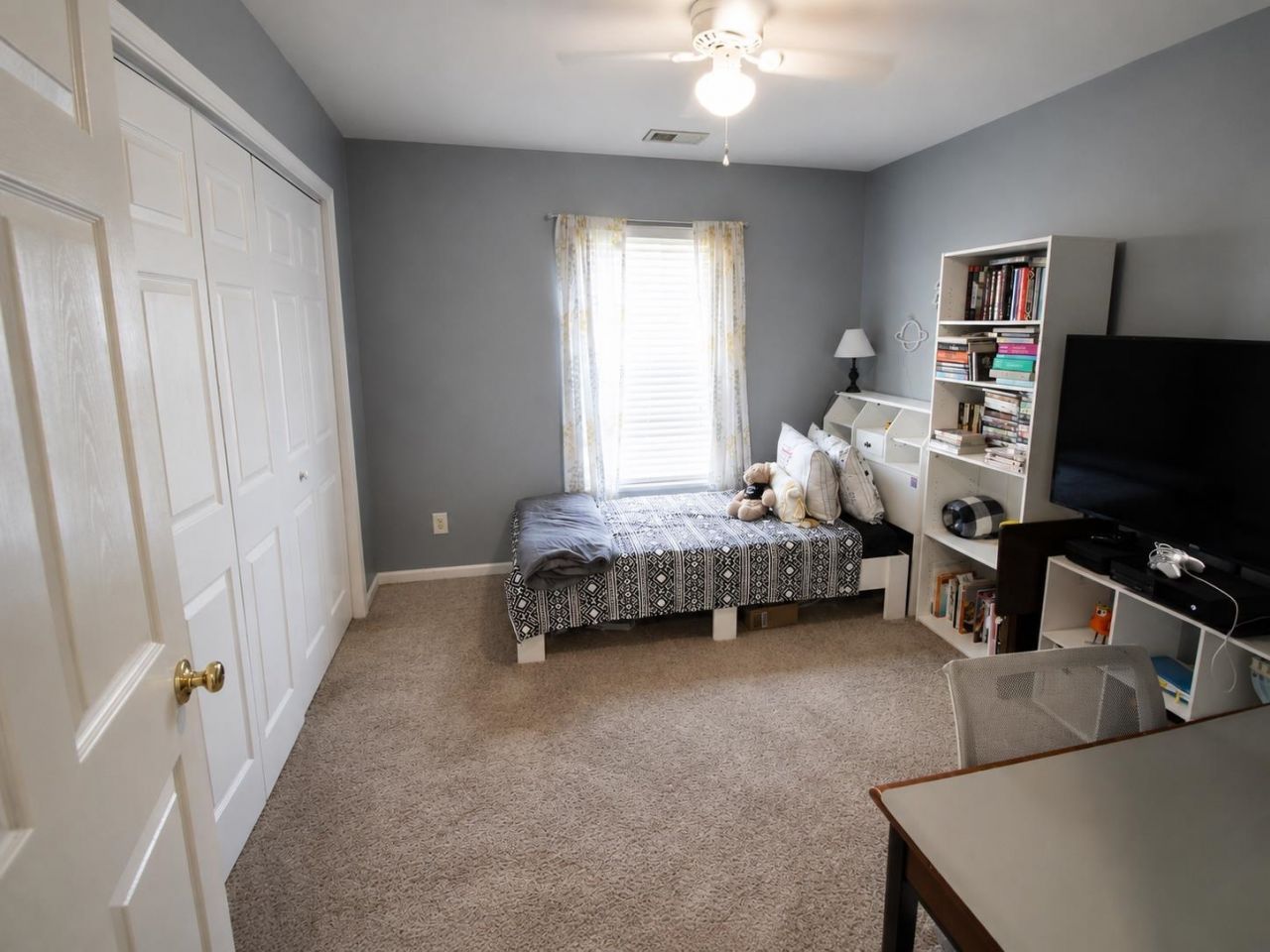 4842 Meadowsweet Dr. Photo 24